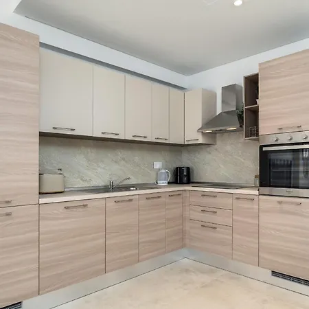 The Shoreline Luxury By Pmi Malta Kalkara