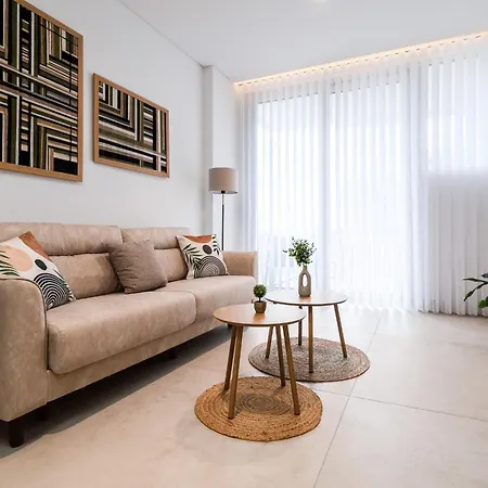 The Shoreline Luxury By Pmi Malta Daire